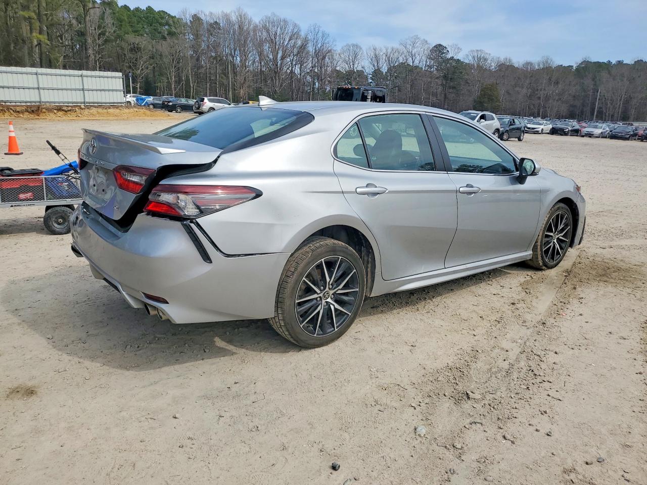 2023 TOYOTA CAMRY SE photo 7