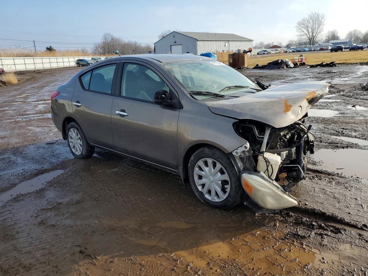2012 NISSAN VERSA 1.6 S photo 4