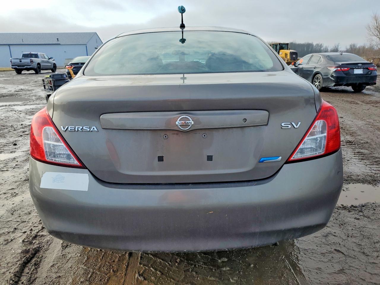2012 NISSAN VERSA 1.6 S photo 6
