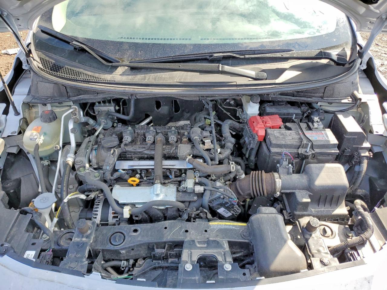2025 NISSAN VERSA SV photo 11