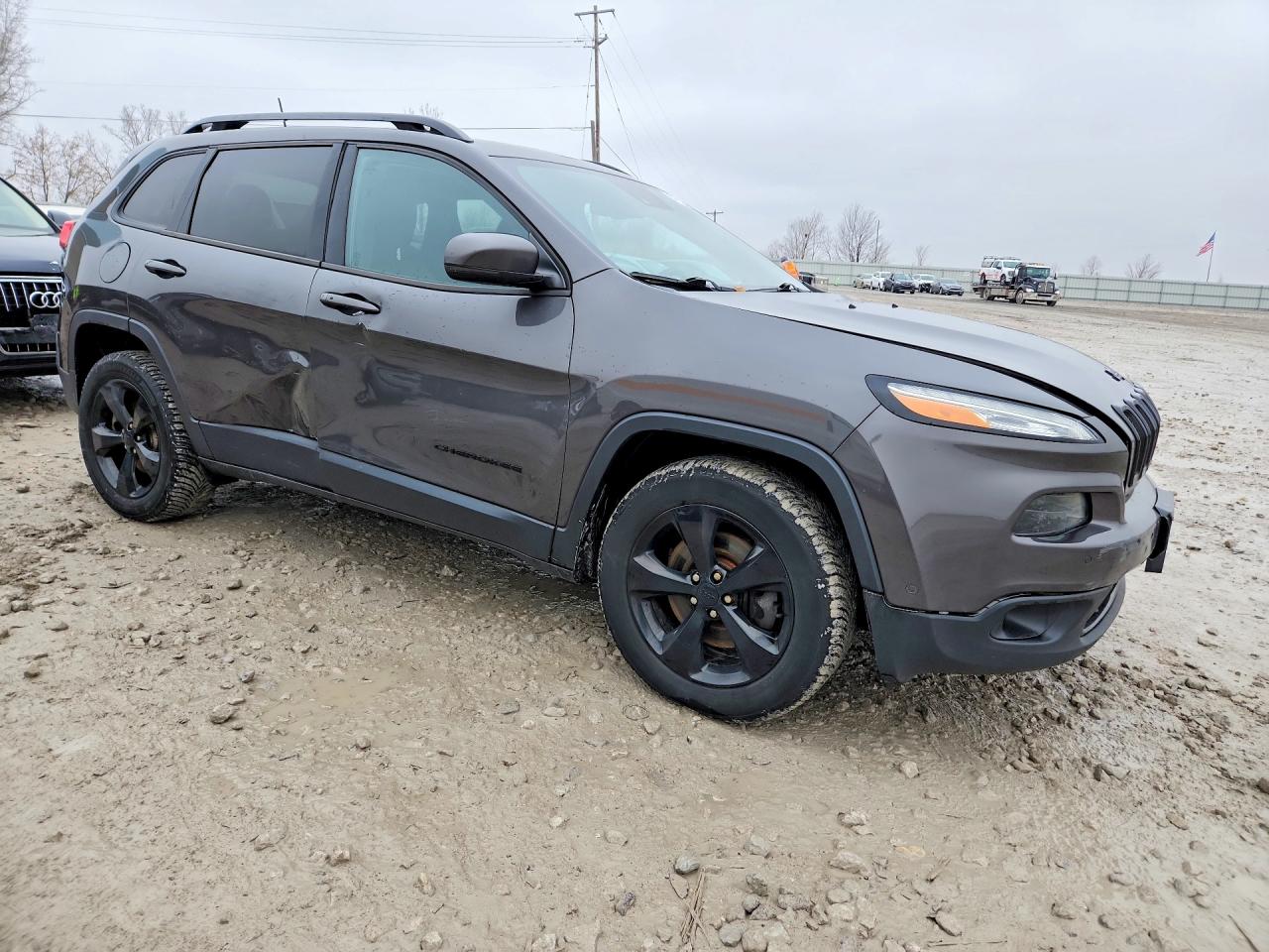 2018 JEEP CHEROKEE LIMITED photo 4