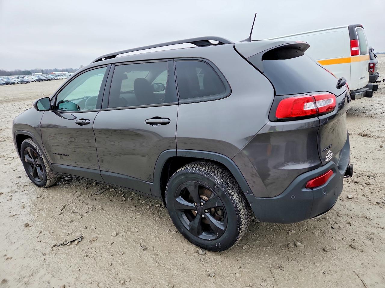 2018 JEEP CHEROKEE LIMITED photo 2