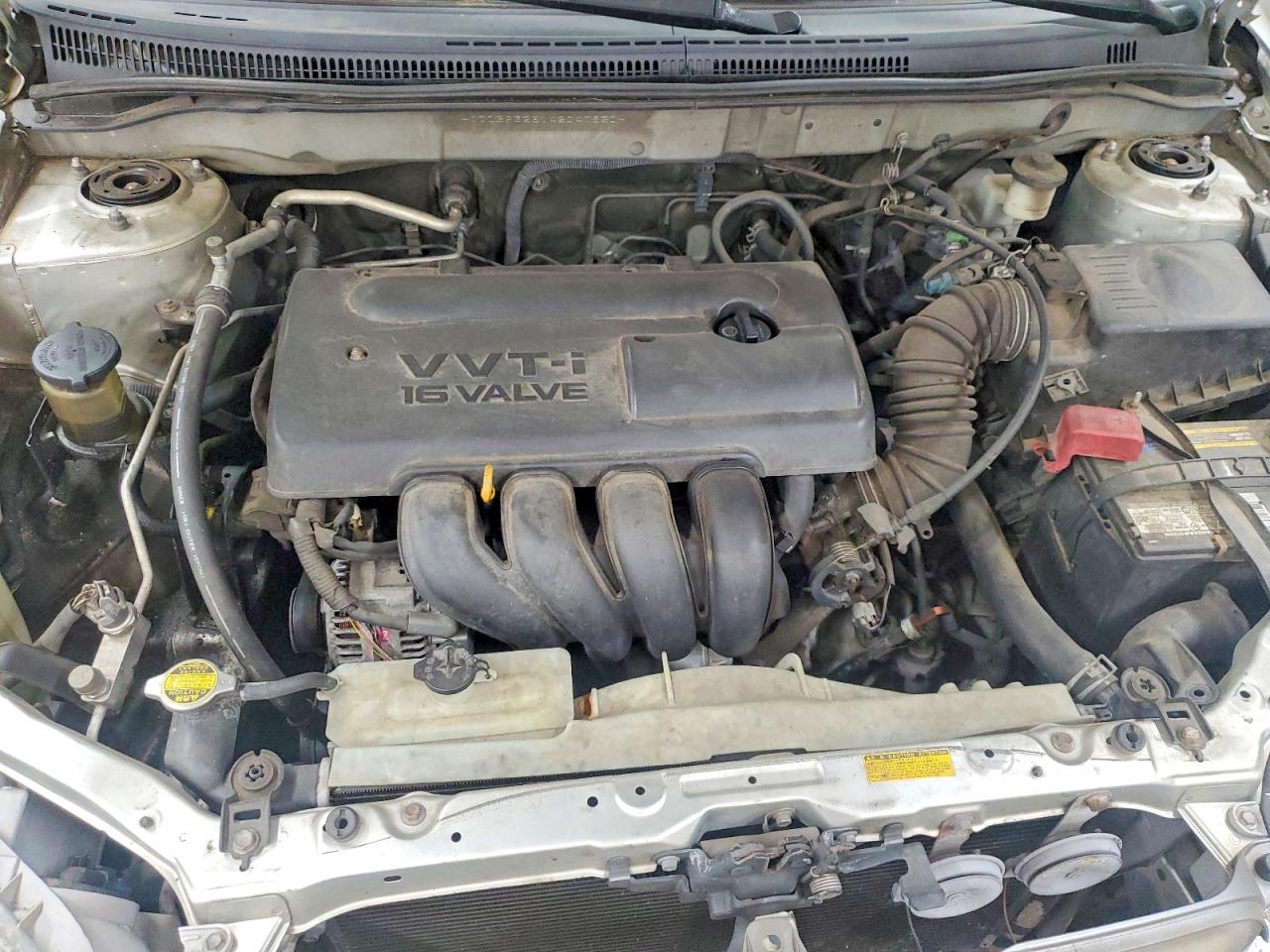 2004 TOYOTA COROLLA photo 11
