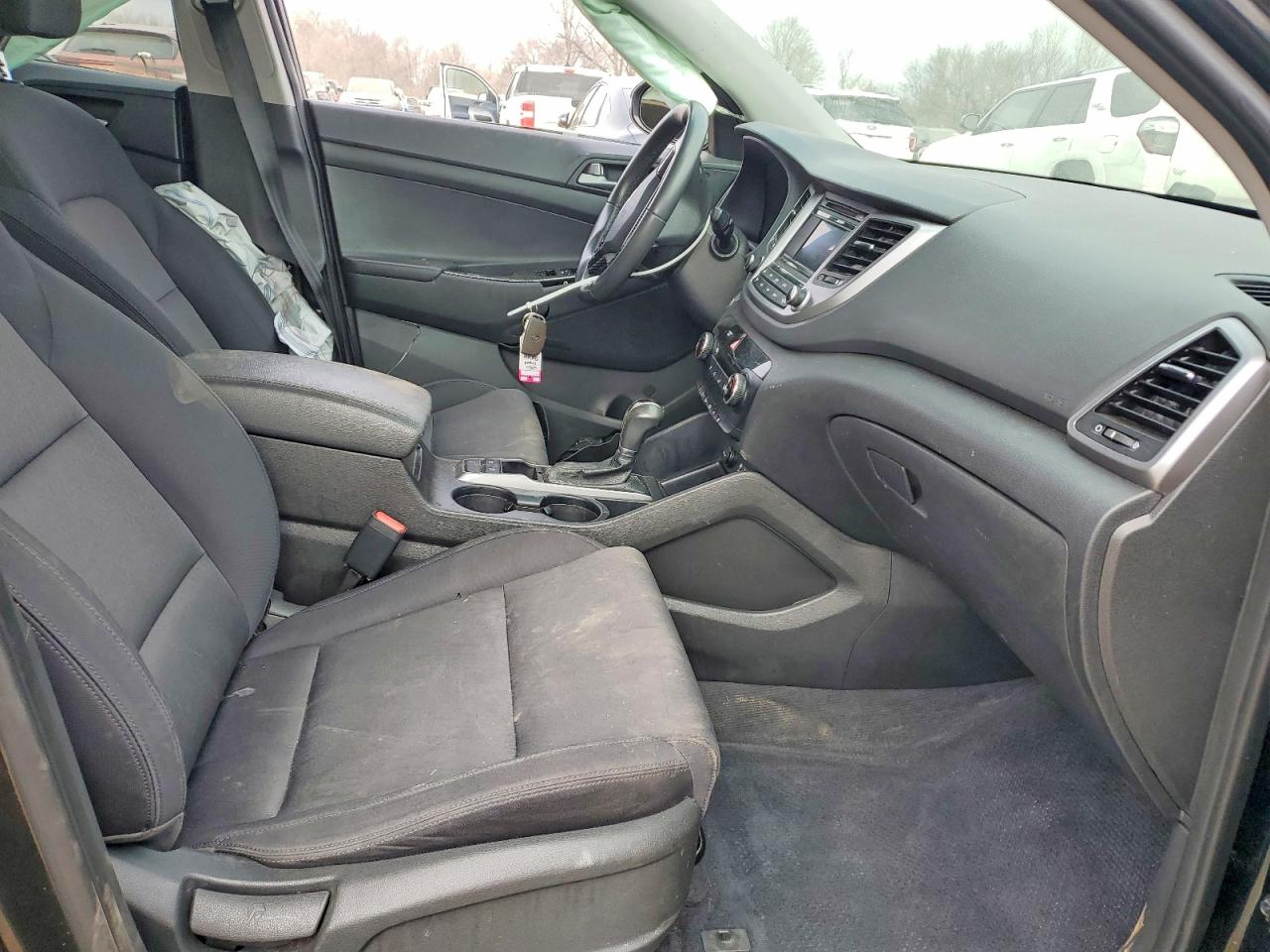2017 HYUNDAI TUCSON SPORT photo 7