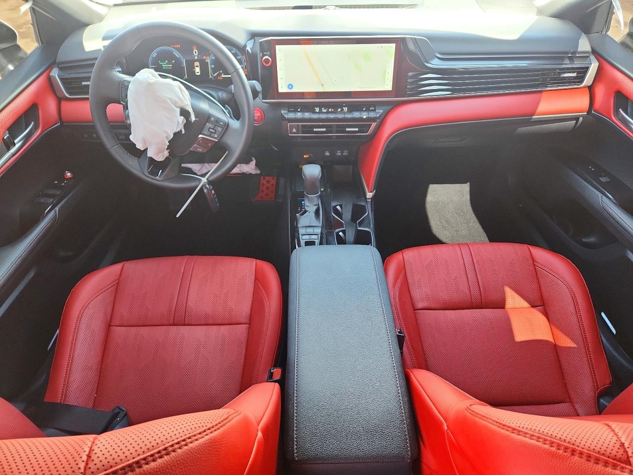 2026 TOYOTA CAMRY XSE photo 8