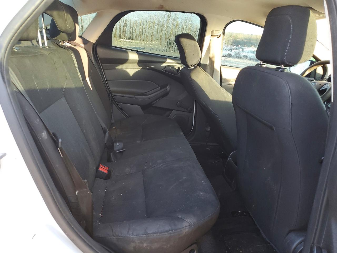 2015 FORD FOCUS S photo 10