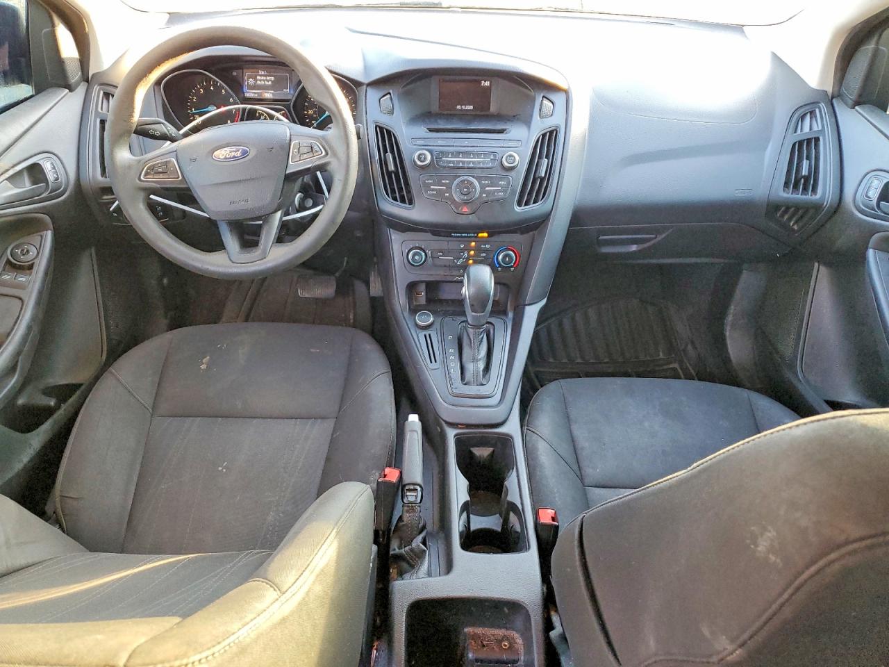2015 FORD FOCUS S photo 8