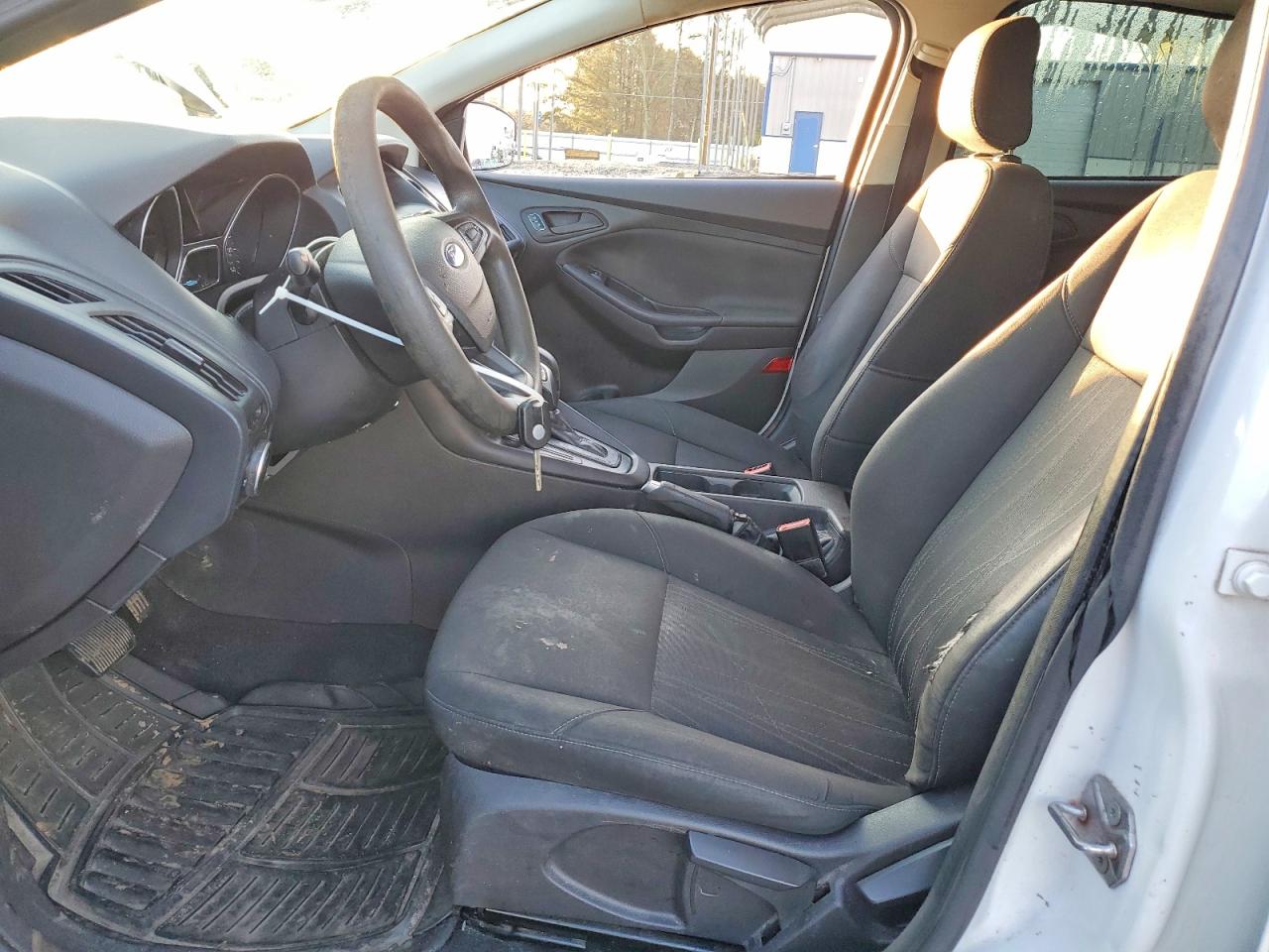 2015 FORD FOCUS S photo 7