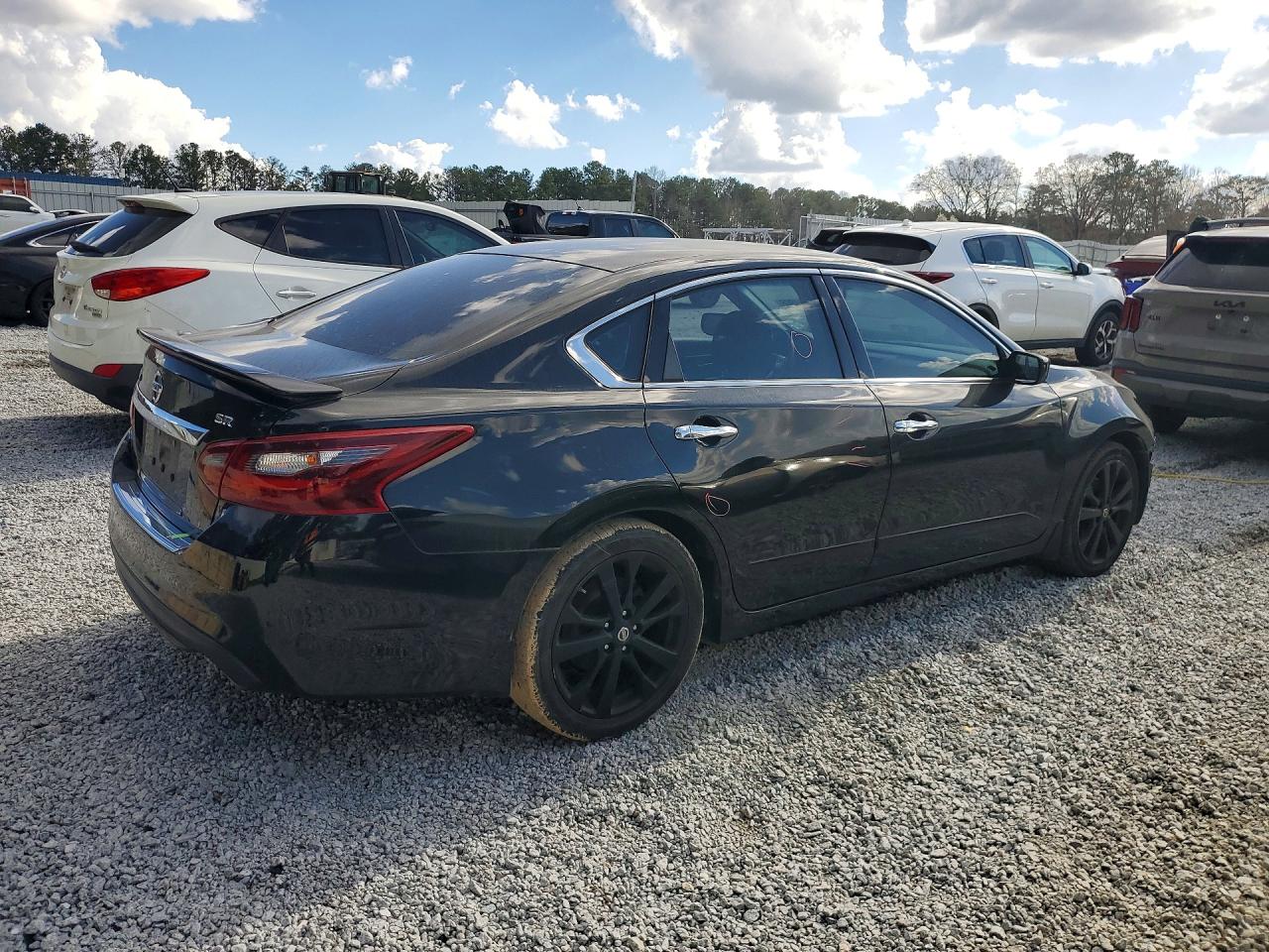 2017 NISSAN ALTIMA 2.5 SR photo 5