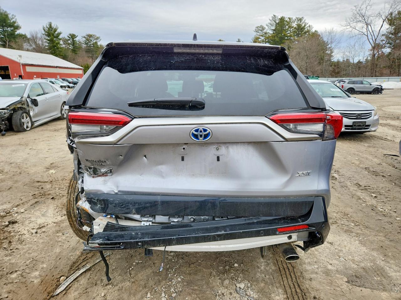 2024 TOYOTA RAV4 PRIME XSE photo 16