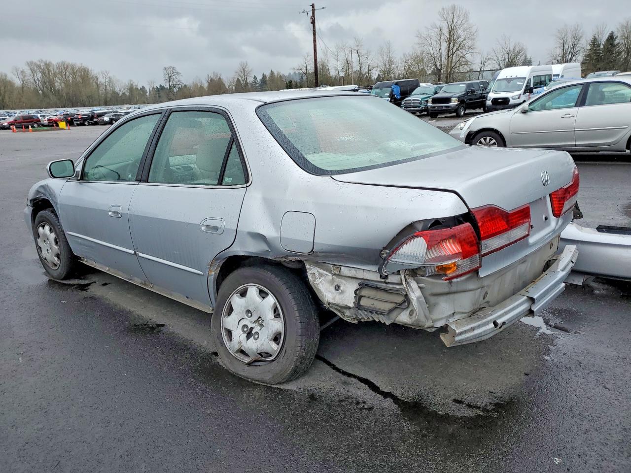 2002 HONDA ACCORD LX photo 2