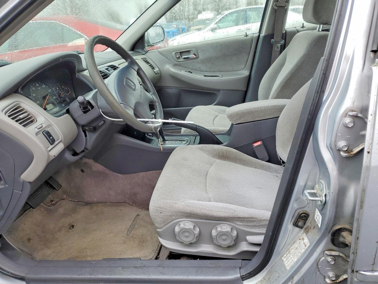 2002 HONDA ACCORD LX photo 7