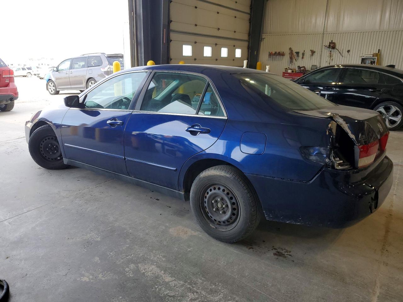 2004 HONDA ACCORD LX photo 2