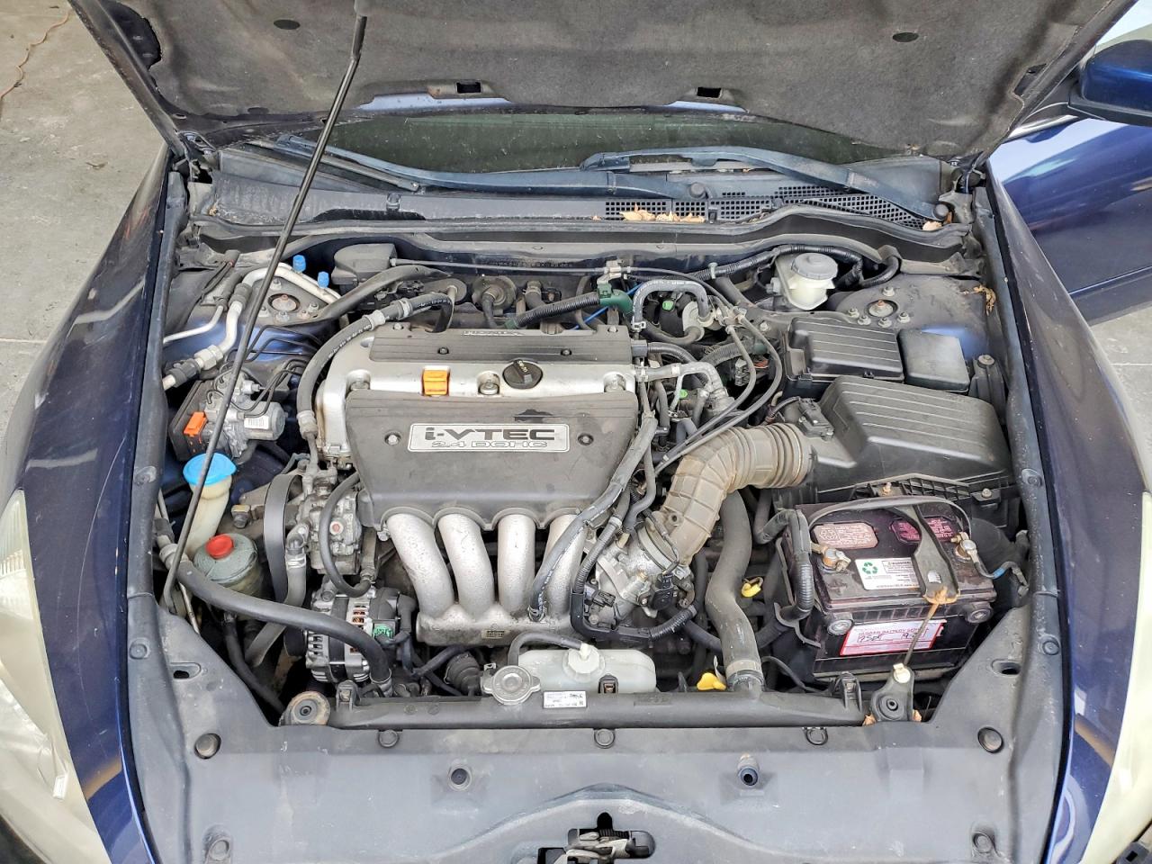 2004 HONDA ACCORD LX photo 11