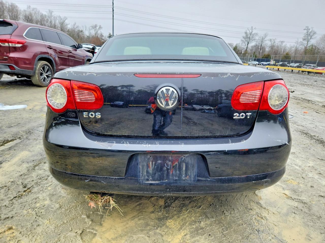 2007 VOLKSWAGEN EOS 2.0T LUXURY photo 11