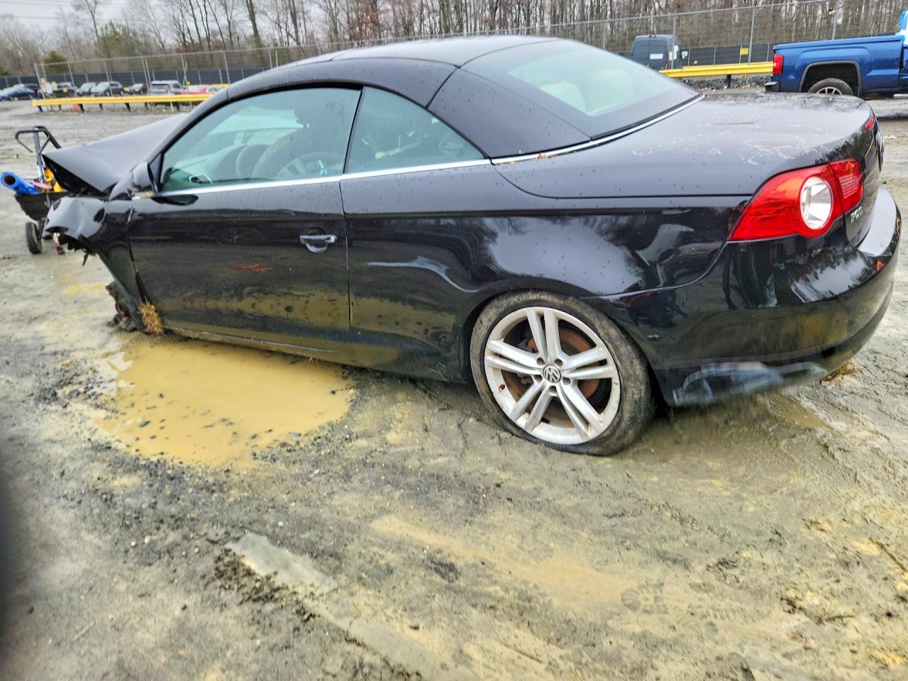 2007 VOLKSWAGEN EOS 2.0T LUXURY photo 3