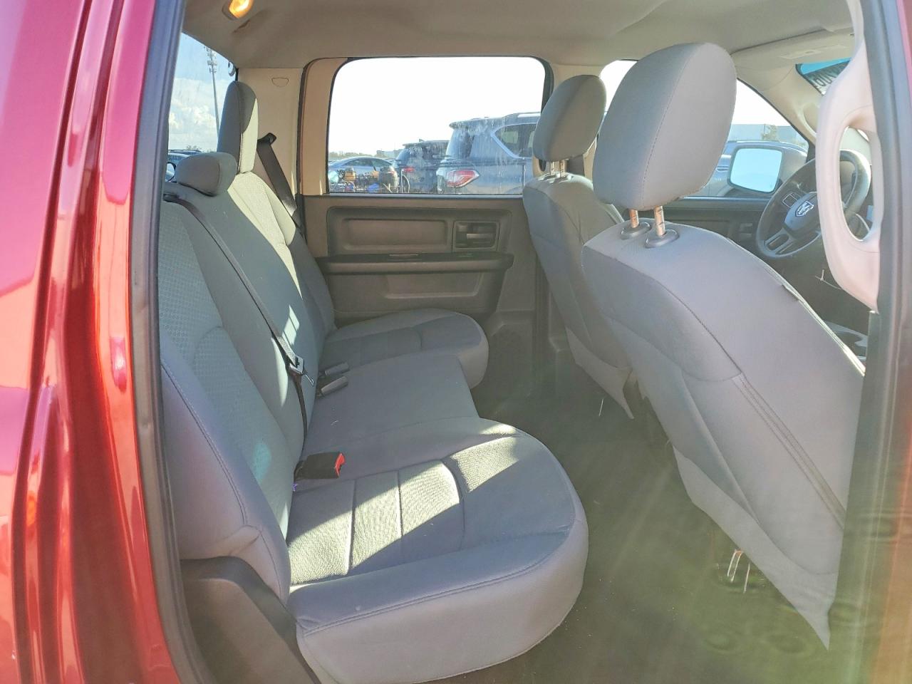 2014 RAM 1500 ST photo 10