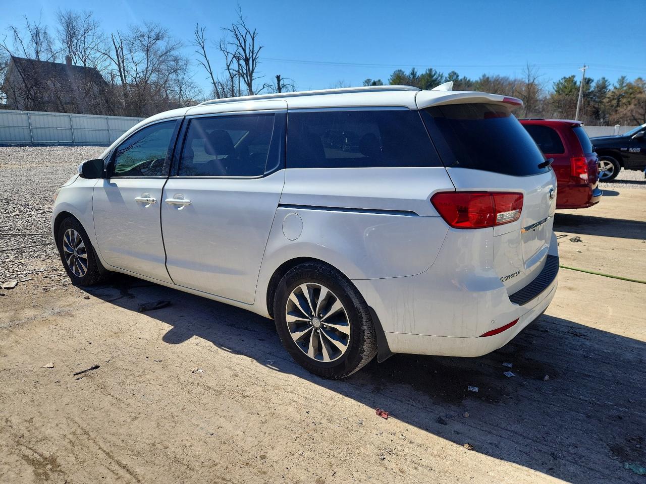 2016 KIA SEDONA SX photo 2