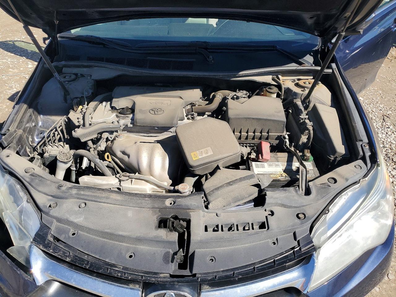 2017 TOYOTA CAMRY LE photo 11