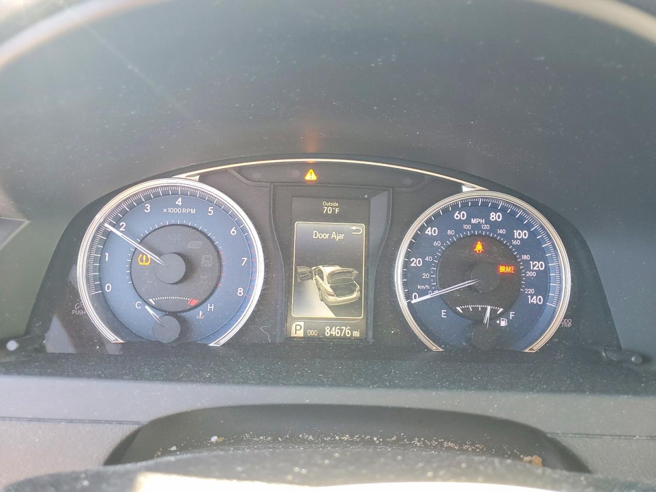 2017 TOYOTA CAMRY LE photo 9