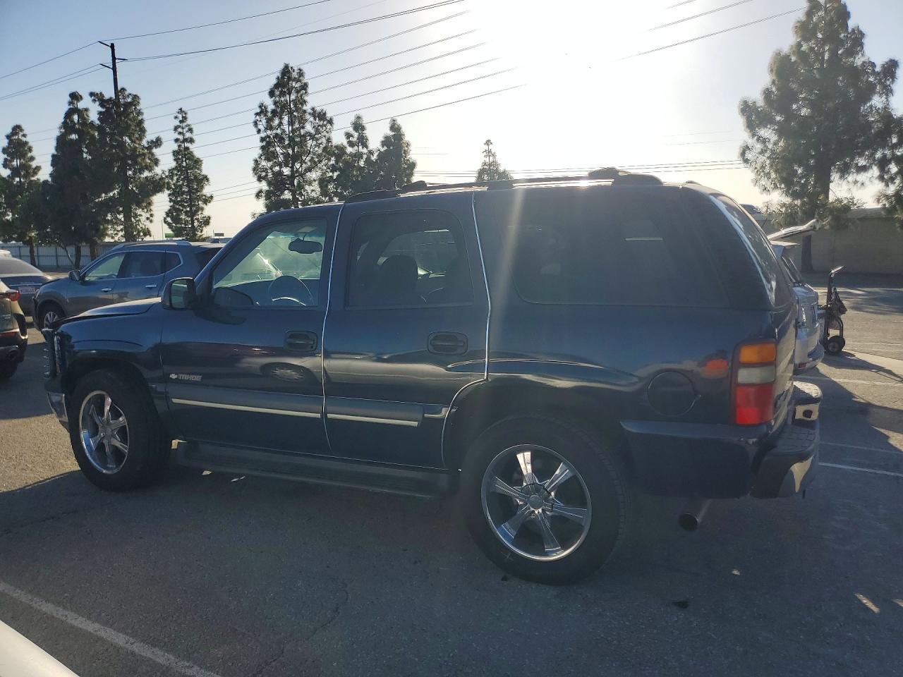 2003 CHEVROLET TAHOE photo 4