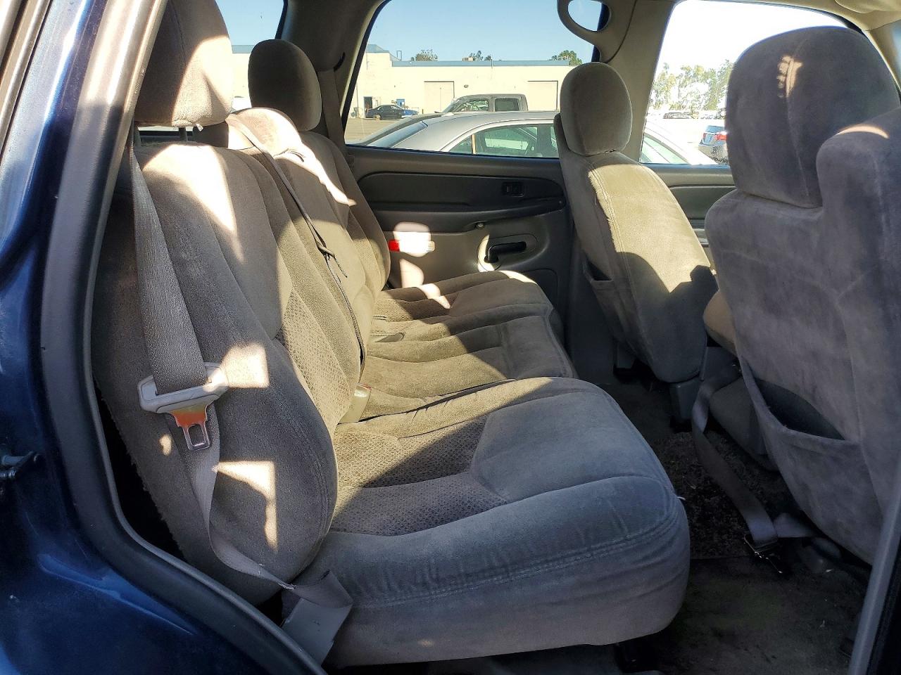 2003 CHEVROLET TAHOE photo 31