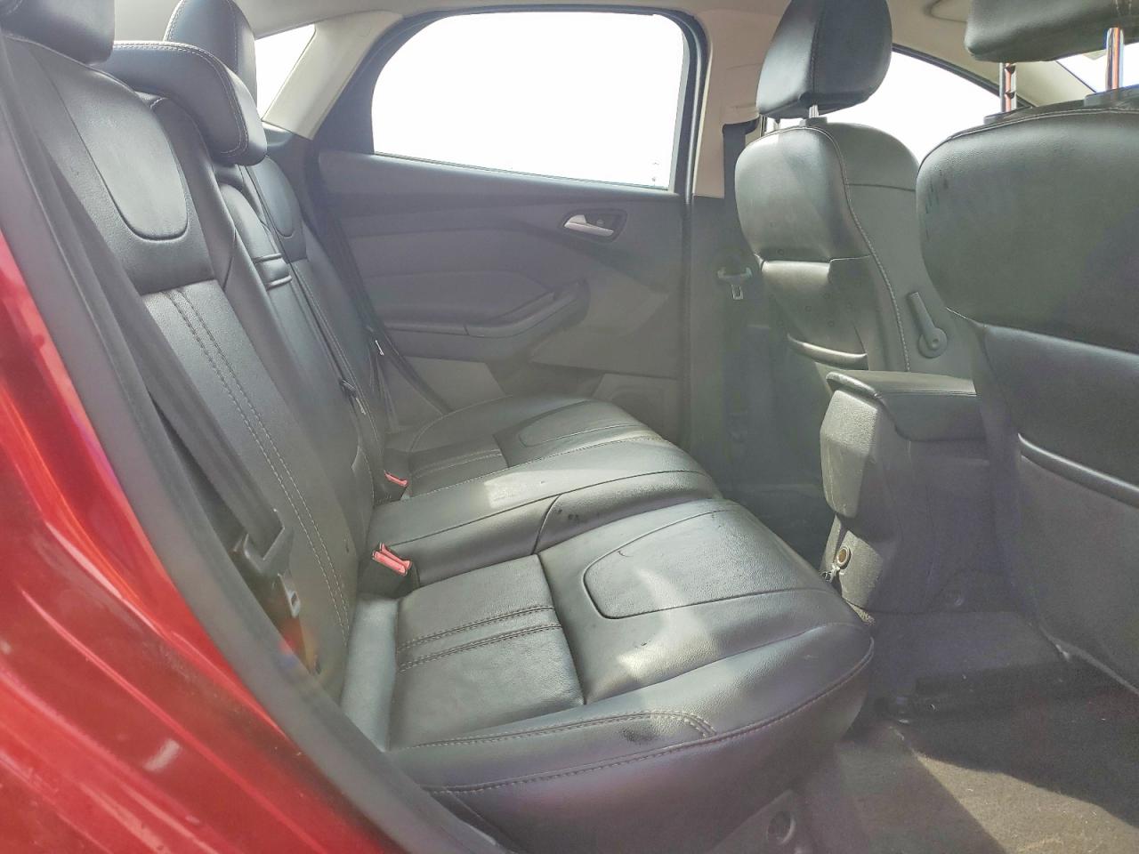 2013 FORD FOCUS photo 28