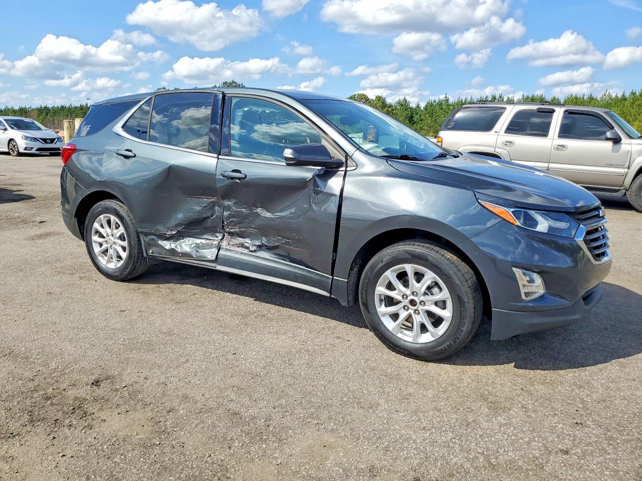 2018 CHEVROLET EQUINOX LT photo 4