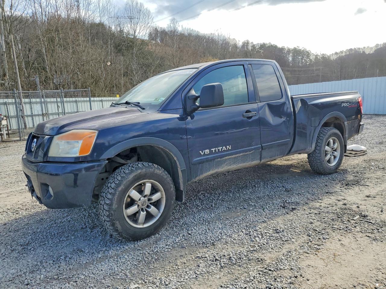 2009 NISSAN TITAN