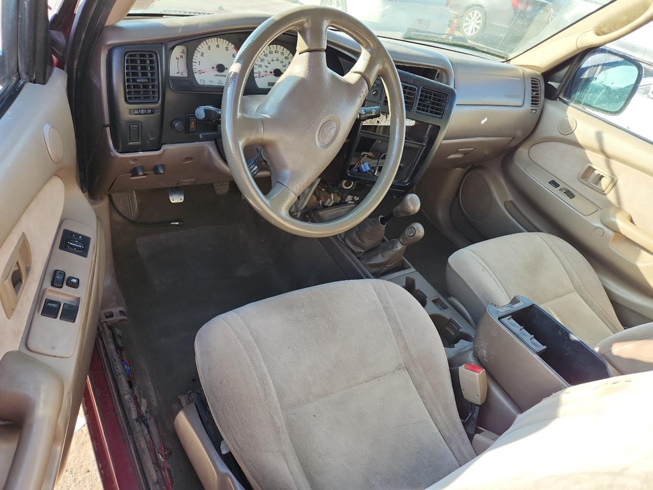 2001 TOYOTA TACOMA XTRACAB photo 15
