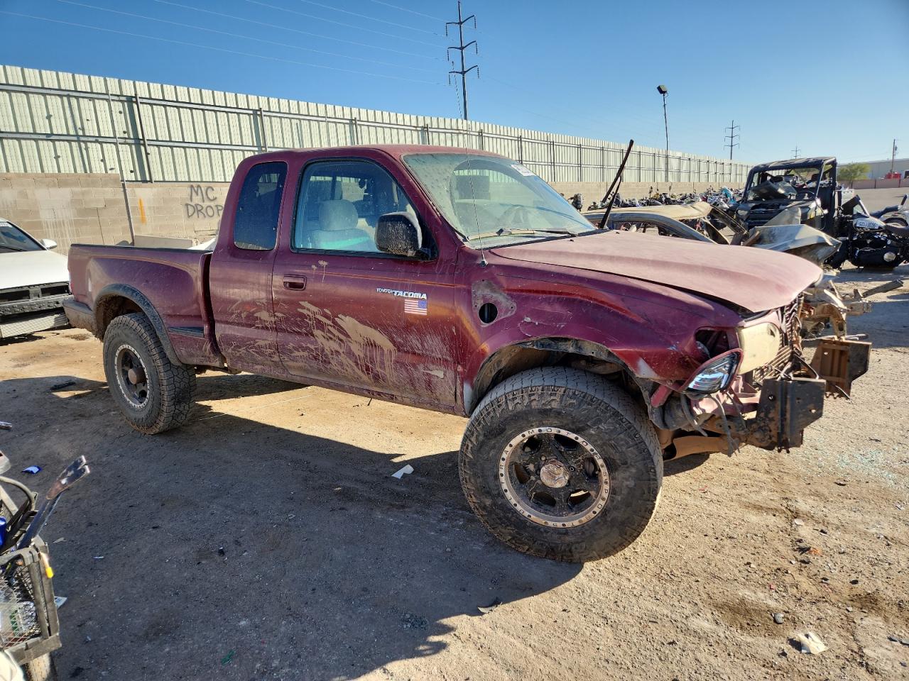 2001 TOYOTA TACOMA XTRACAB photo 7
