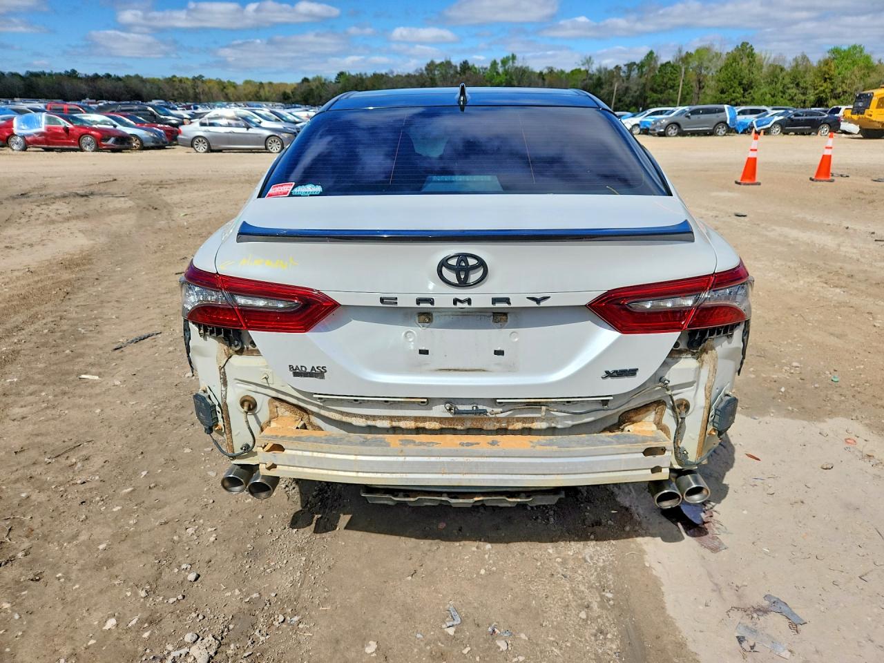 2021 TOYOTA CAMRY XSE photo 6