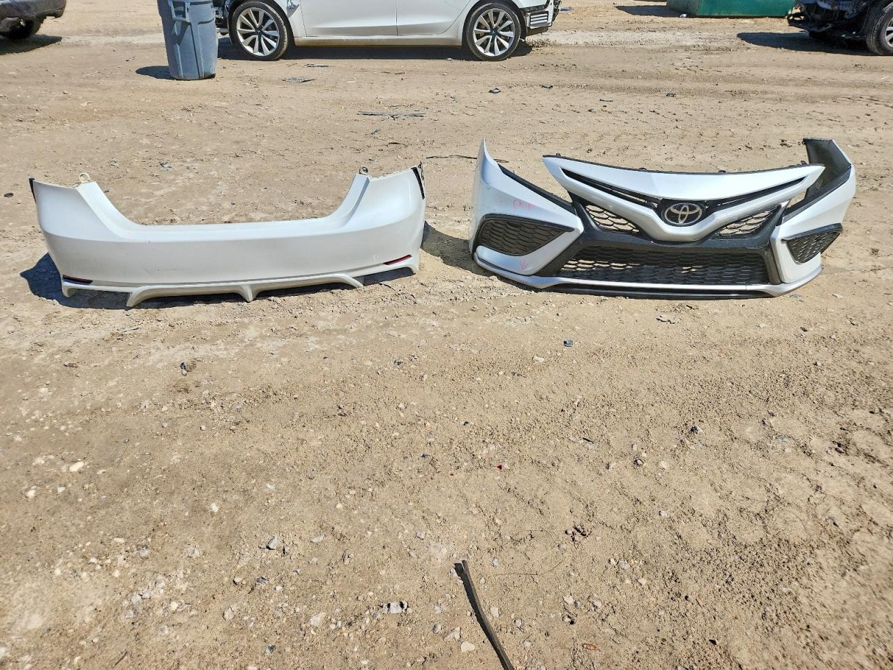2021 TOYOTA CAMRY XSE photo 12