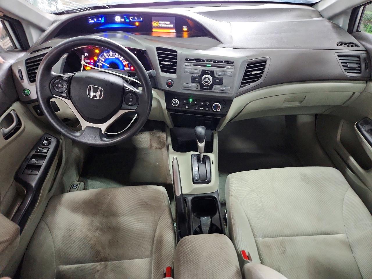 2012 HONDA CIVIC LX photo 8