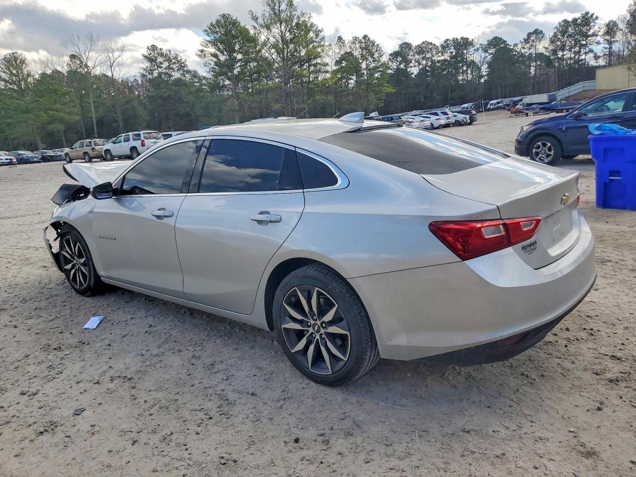 2018 CHEVROLET MALIBU LT photo 4