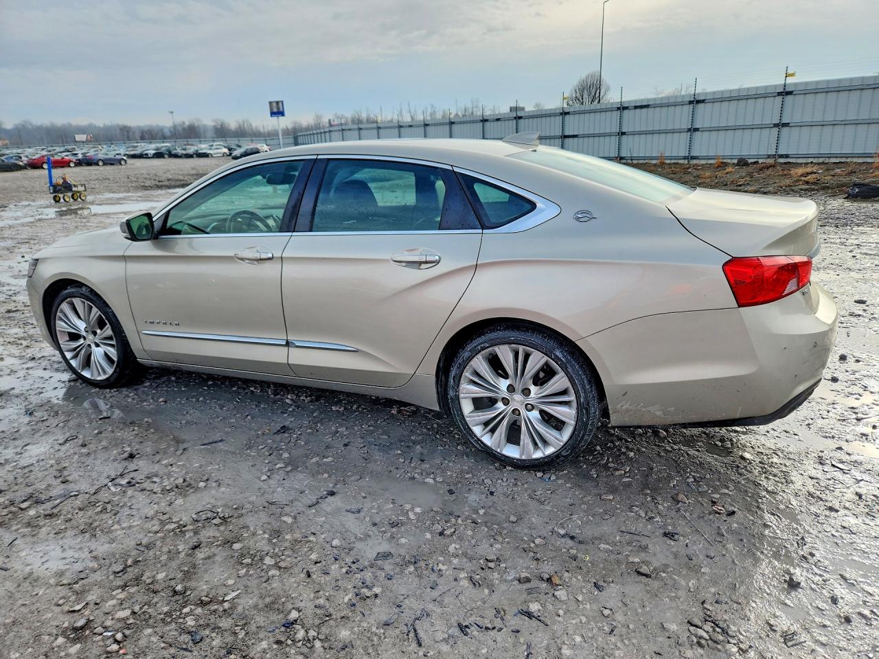 2015 CHEVROLET IMPALA LTZ photo 3