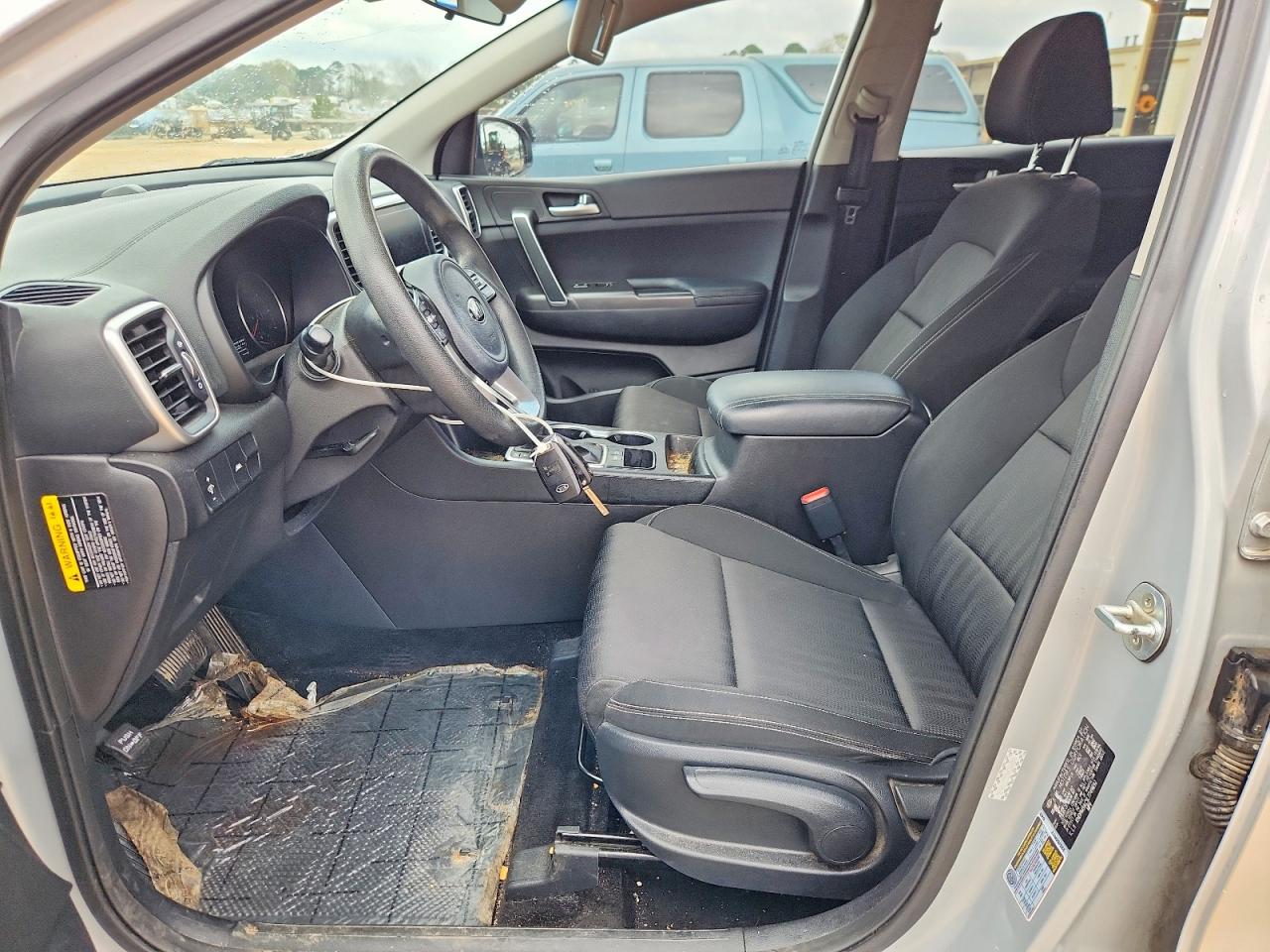 2020 KIA SPORTAGE LX photo 7