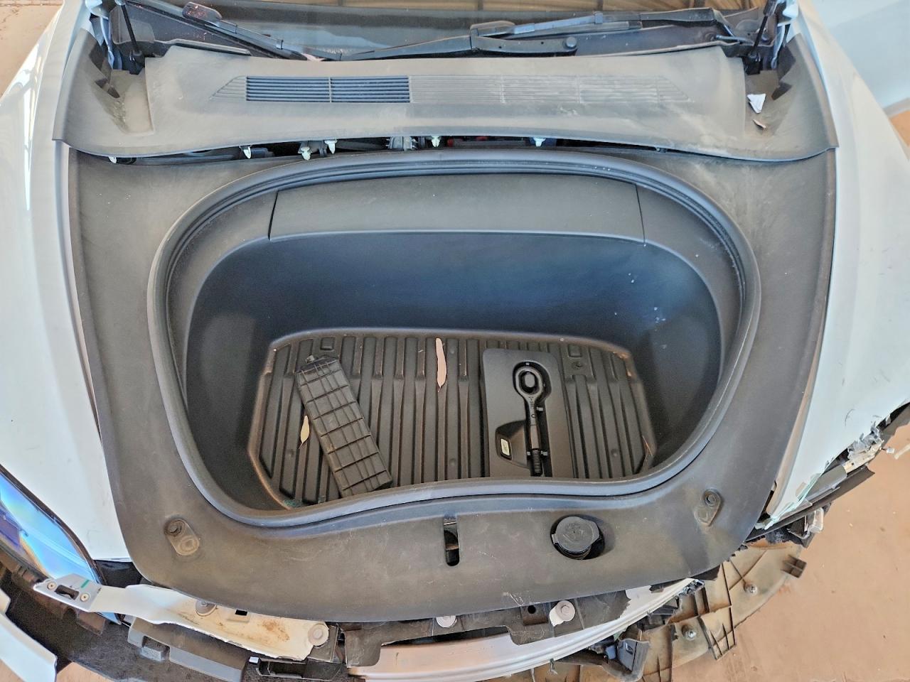 2024 TESLA MODEL 3 photo 21