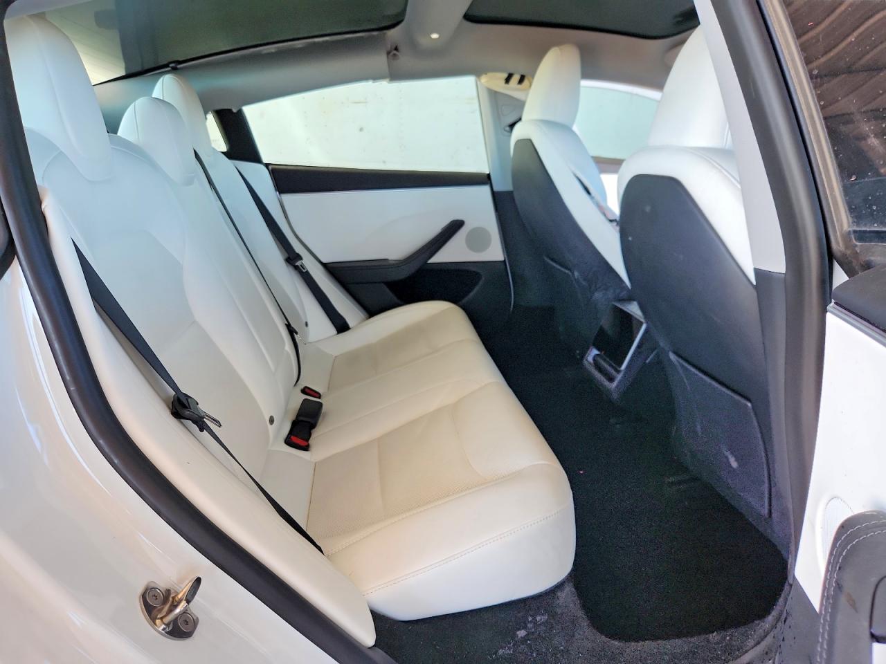 2024 TESLA MODEL 3 photo 19