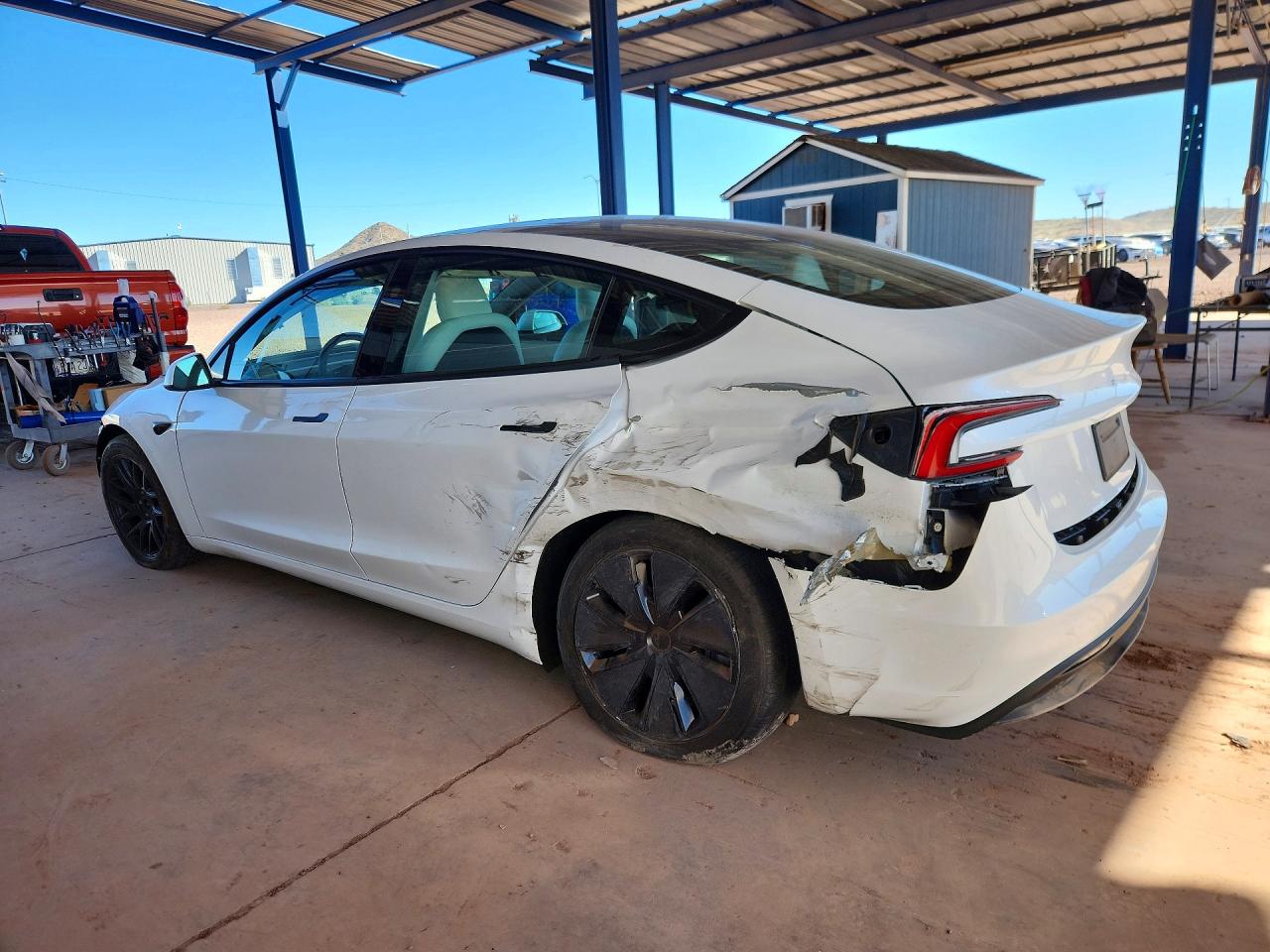 2024 TESLA MODEL 3 photo 3