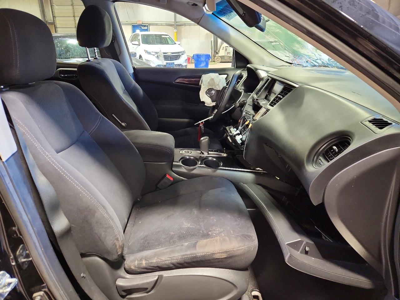 2013 NISSAN PATHFINDER S photo 19