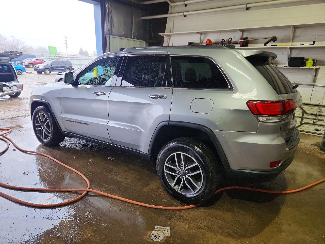 2020 JEEP GRAND CHEROKEE LIMITED photo 3