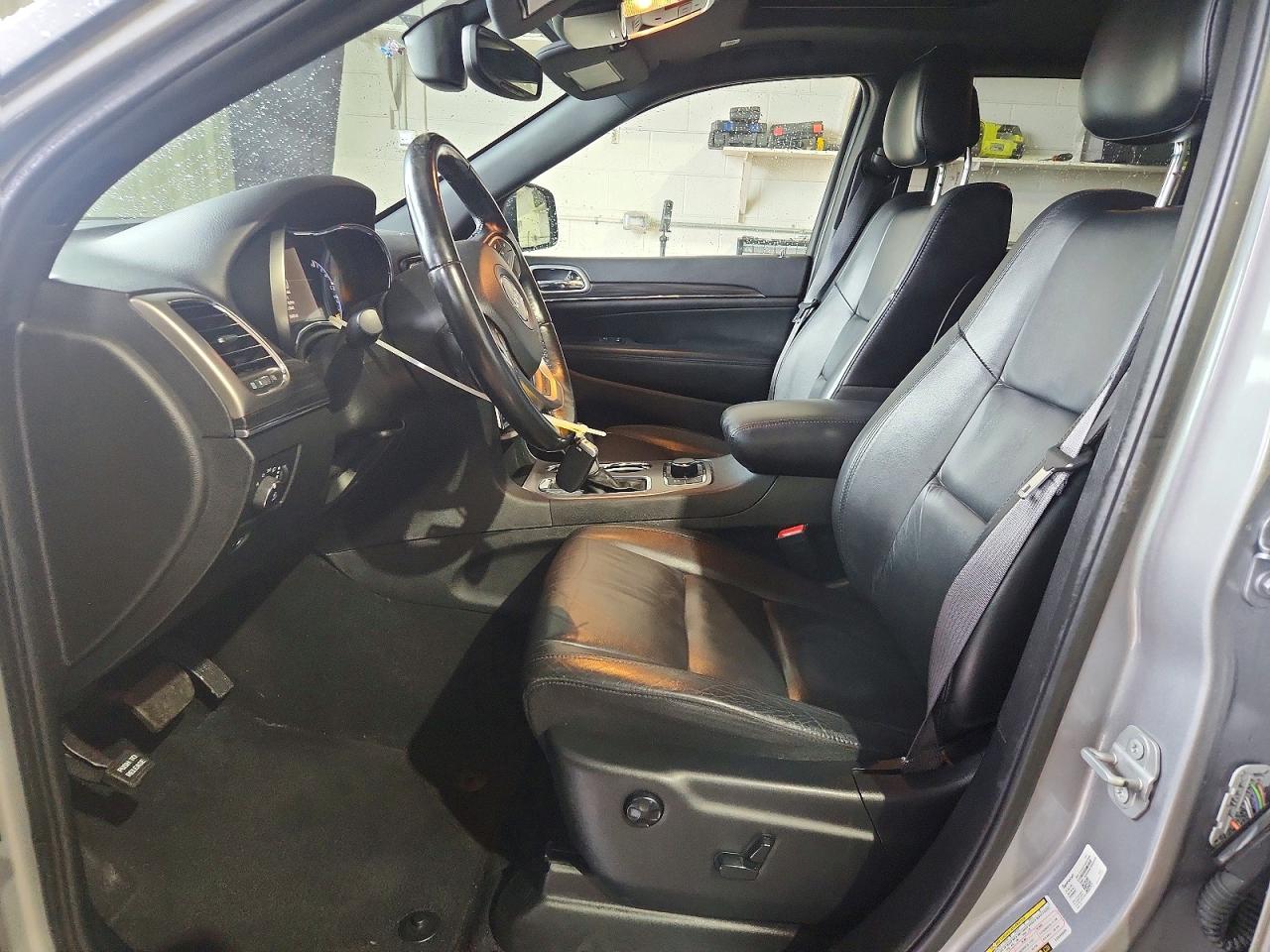 2020 JEEP GRAND CHEROKEE LIMITED photo 13