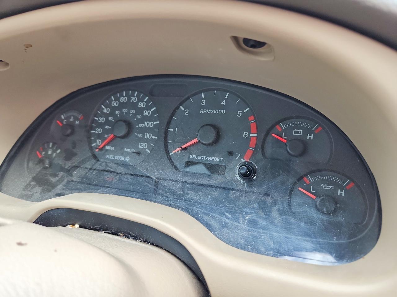 2004 FORD MUSTANG photo 9