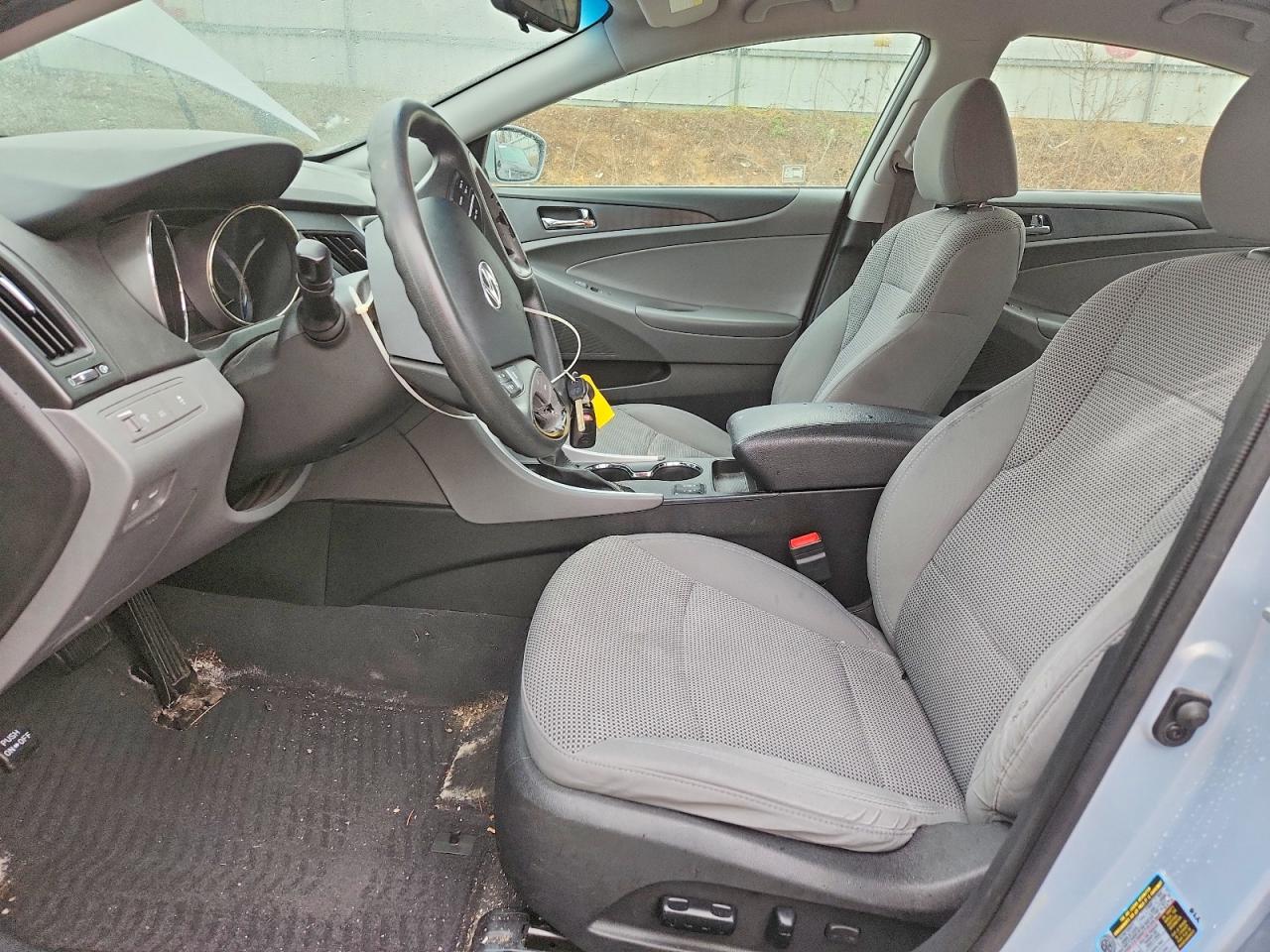 2013 HYUNDAI SONATA GLS photo 7