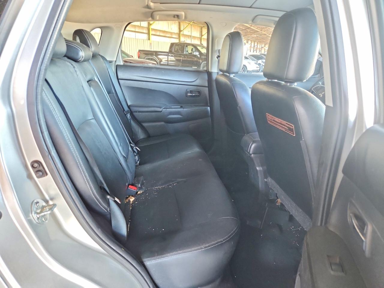 2014 MITSUBISHI OUTLANDER SPORT SE photo 11