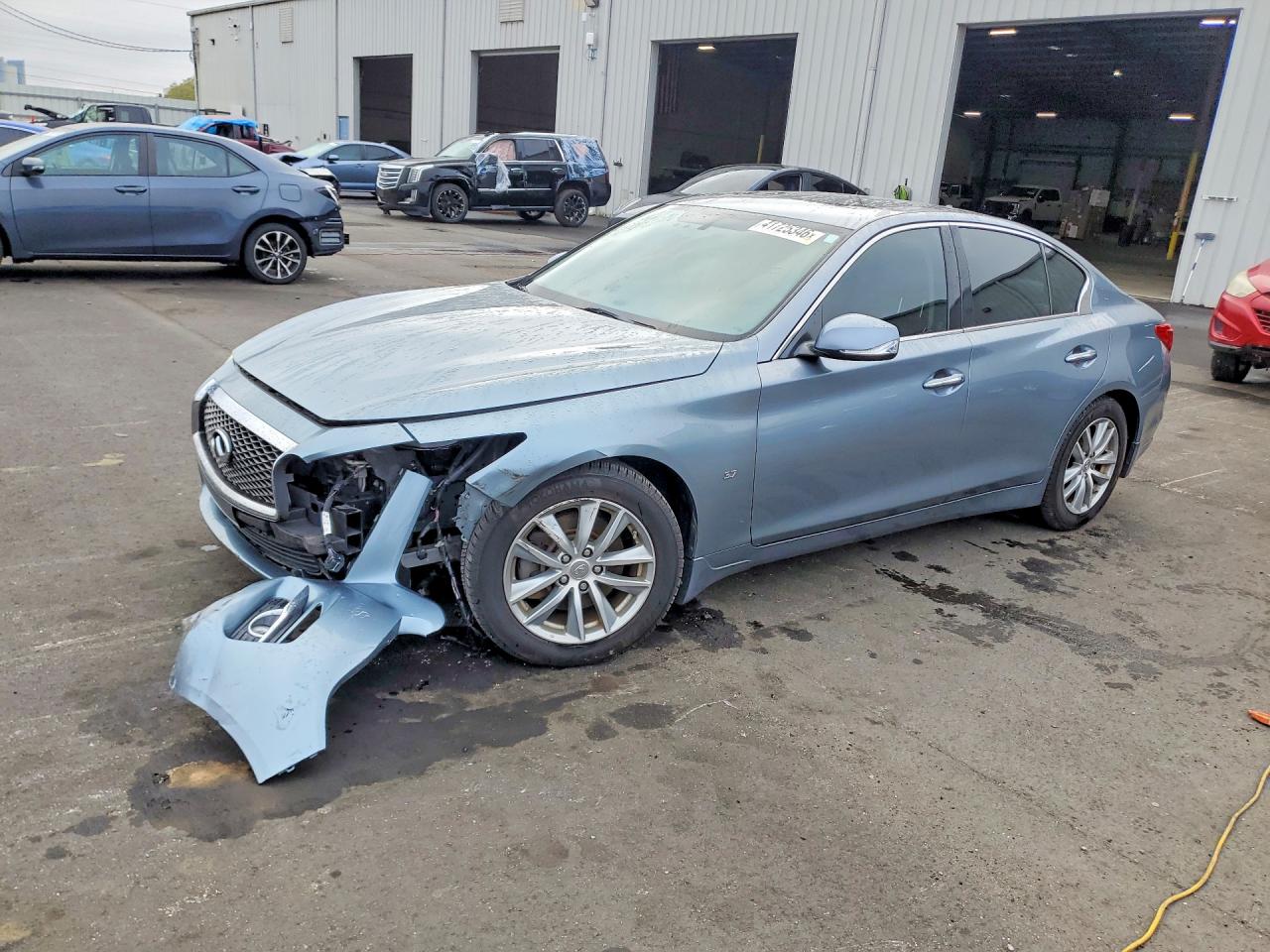 2015 INFINITI Q50