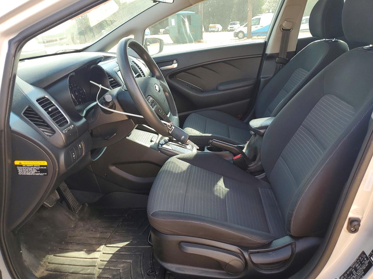 2018 KIA FORTE LX photo 7