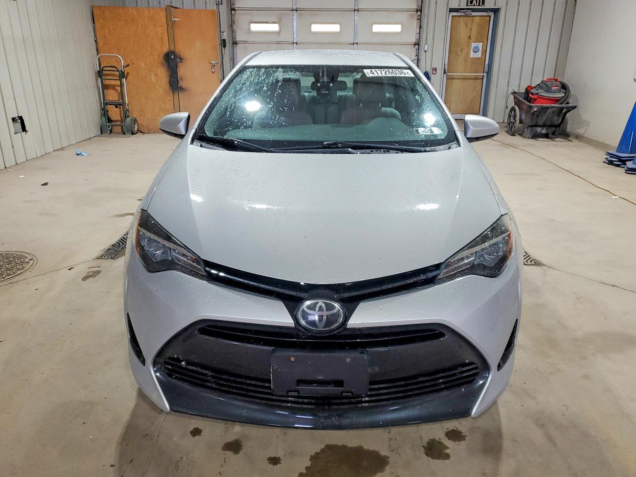 2018 TOYOTA COROLLA LE photo 13