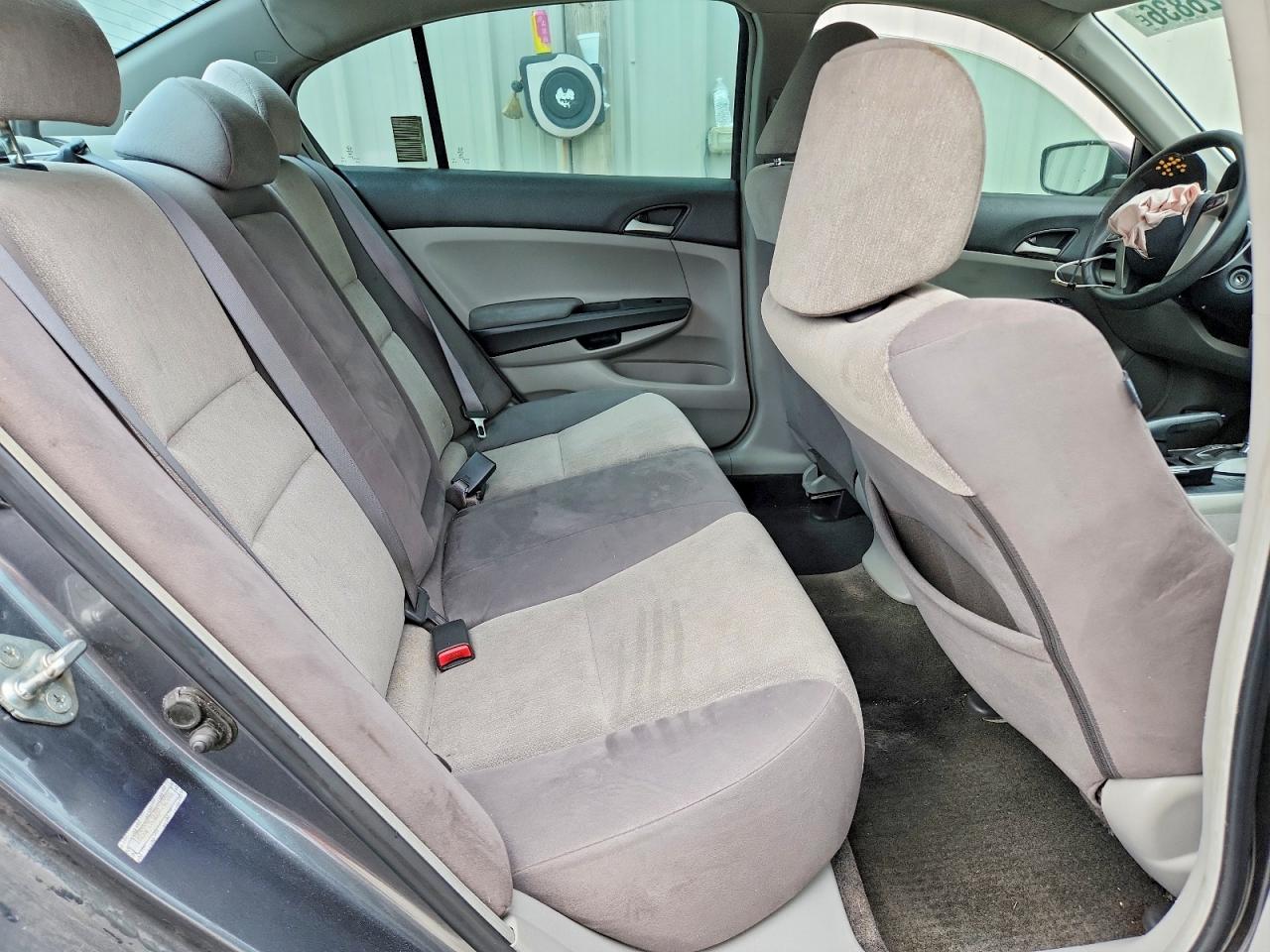 2008 HONDA ACCORD LX photo 19
